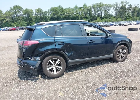 2018 Toyota Rav4 Xle z USA, uszkodzony, nr VIN JTMRFREV4JJ192761